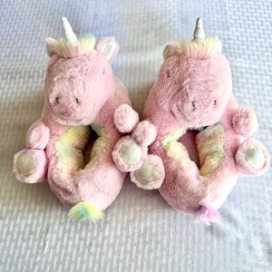 Pink Unicorn Plush Slippers Kids‎ Size L 4/5 Rainbow Pastel Cozy Faux Fur Shoes